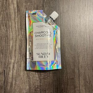 Sunday Riley Charcoal Smoothie Jelly Body Scrub